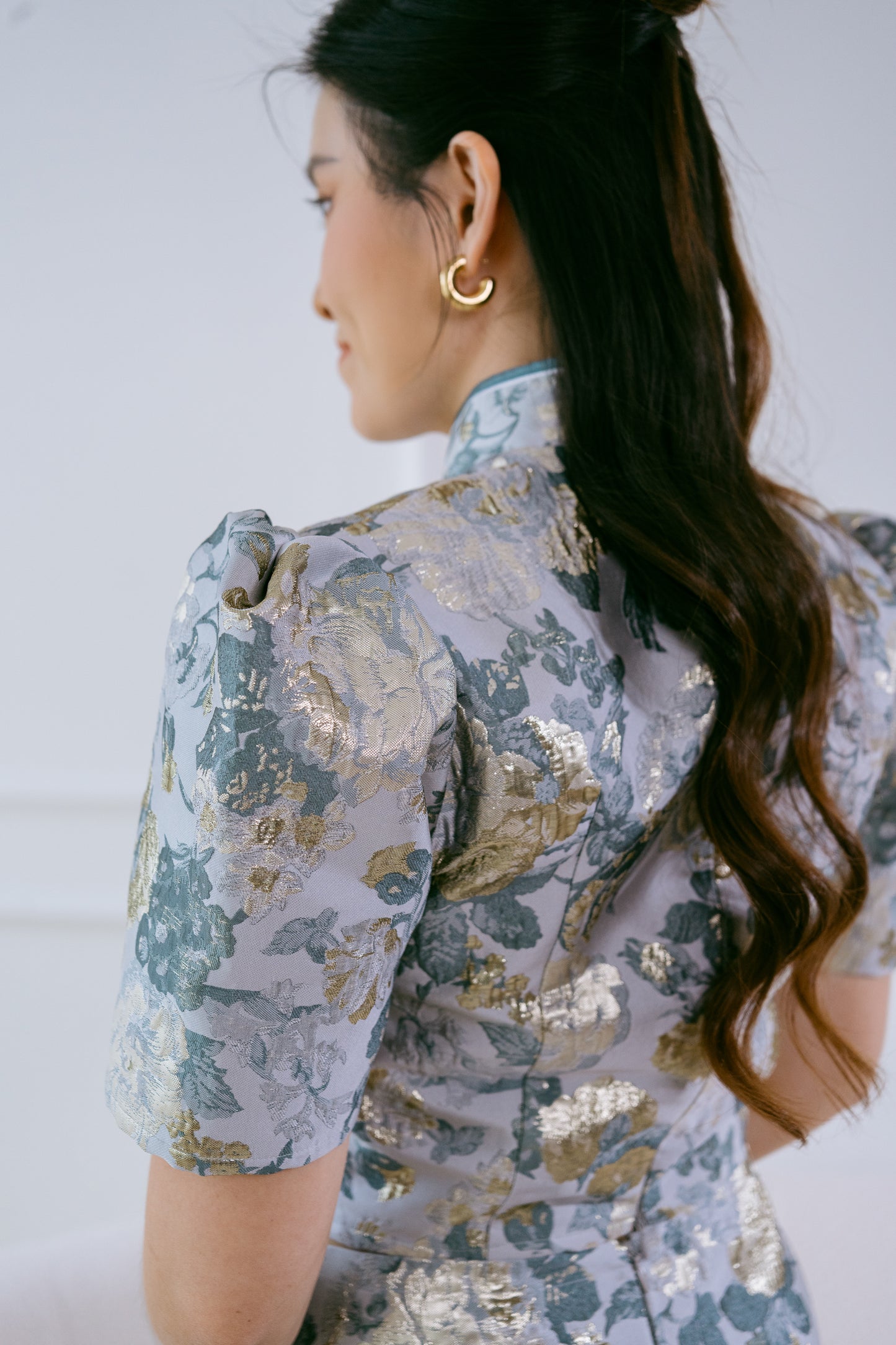 Blooming Hua Top in Silver Blue Lake